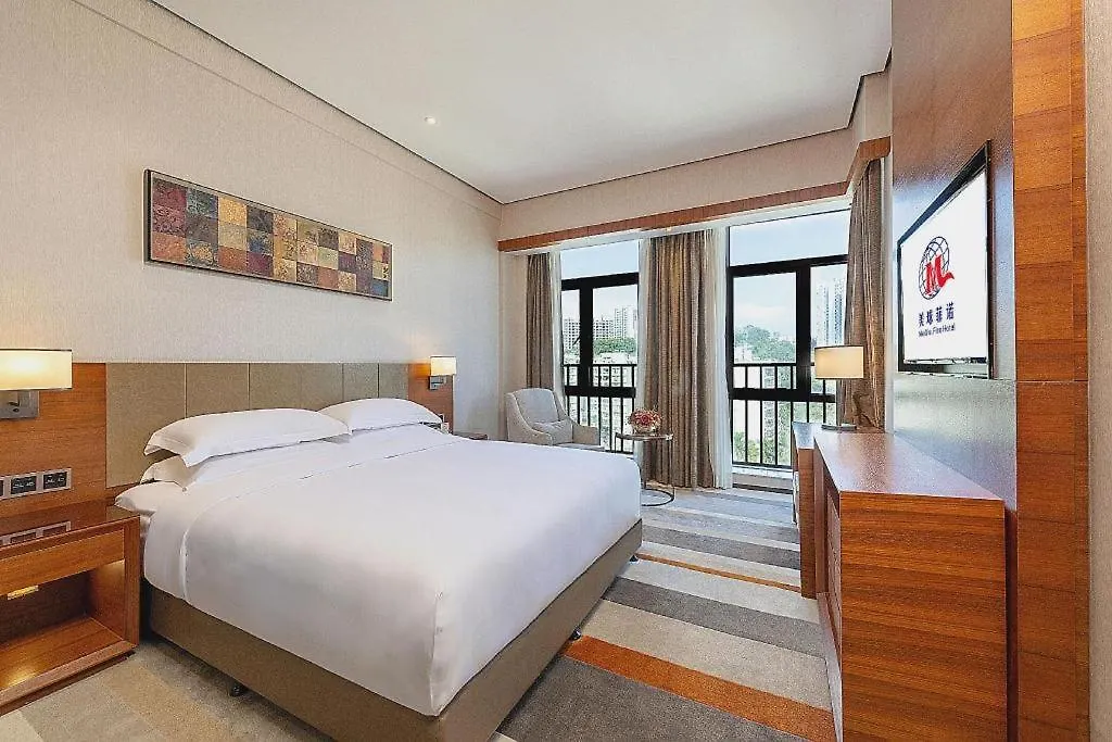 Meiqiu-Fino Hotel Zhuhai 4*,  China